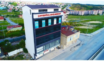 Arnavutköy Taşoluk Büyük Camii Karşısında İş Merkezi